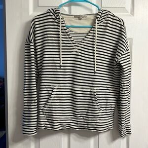 XS Women’s GAP stripe hoodie